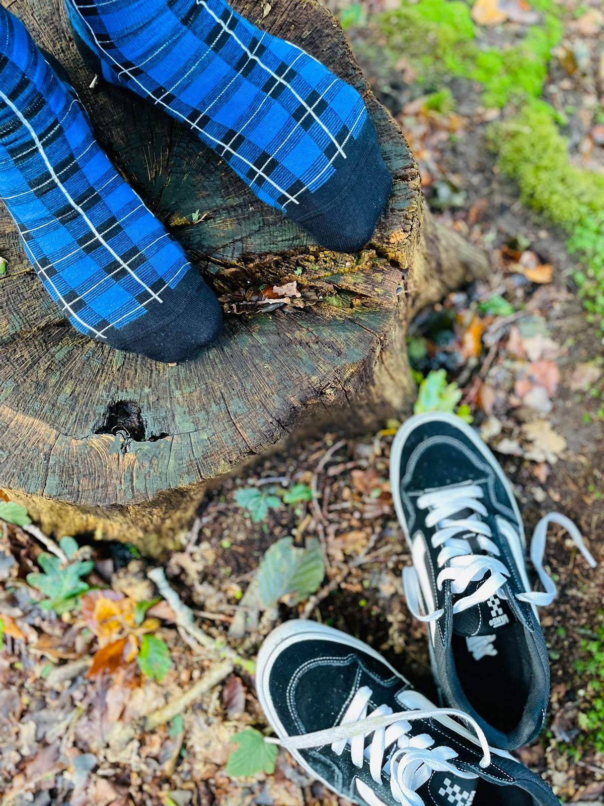 Black/blue